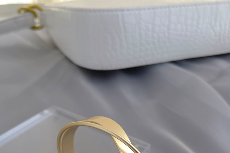 Cross Plain Bangle