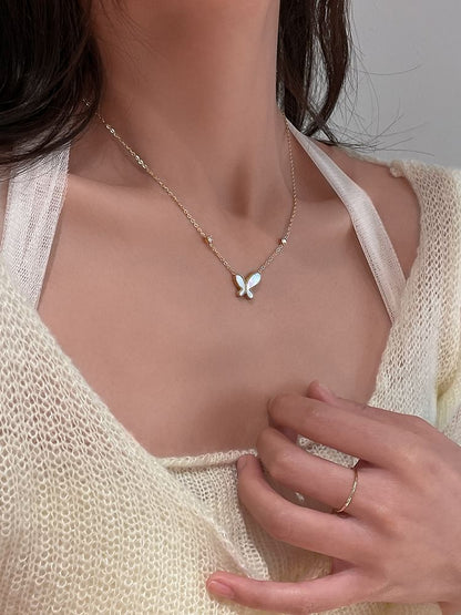 Pendant Butterfly Necklace
