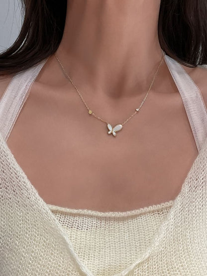 Pendant Butterfly Necklace