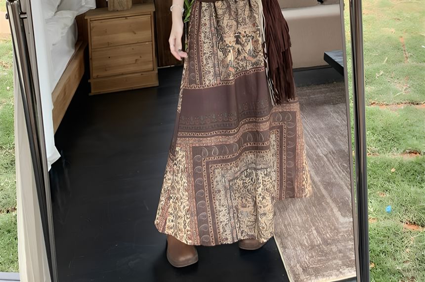 Cap-Sleeve Off-Shoulder Lace Panel Ruched Crop Top / High Waist Paisley Print Maxi A-Line Skirt / String Belt / Set