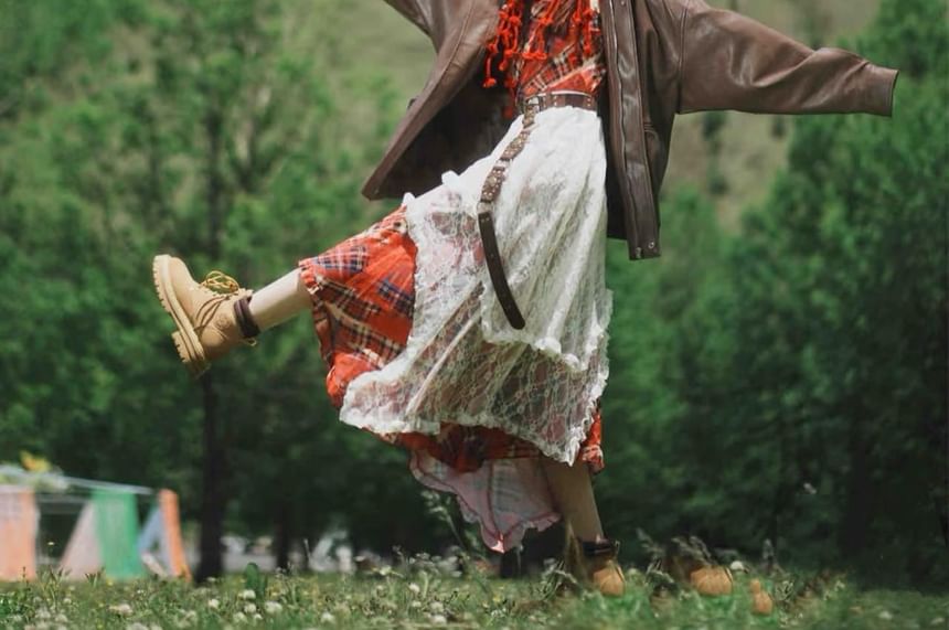 Collared Zip-Up Plain Jacket / Spaghetti Strap Plaid Midi A-Line Dress / High Rise Asymmetrical Layered Lace Skirt / Fringed Bonnet Hat / Belt / Set