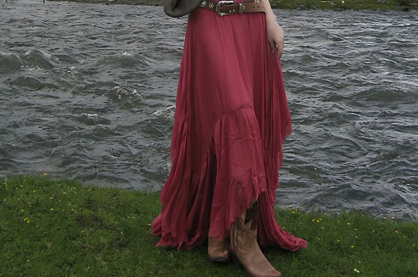 Strapless Plain Cutout Tube Top / Mid Rise Maxi A-Line Skirt / Set