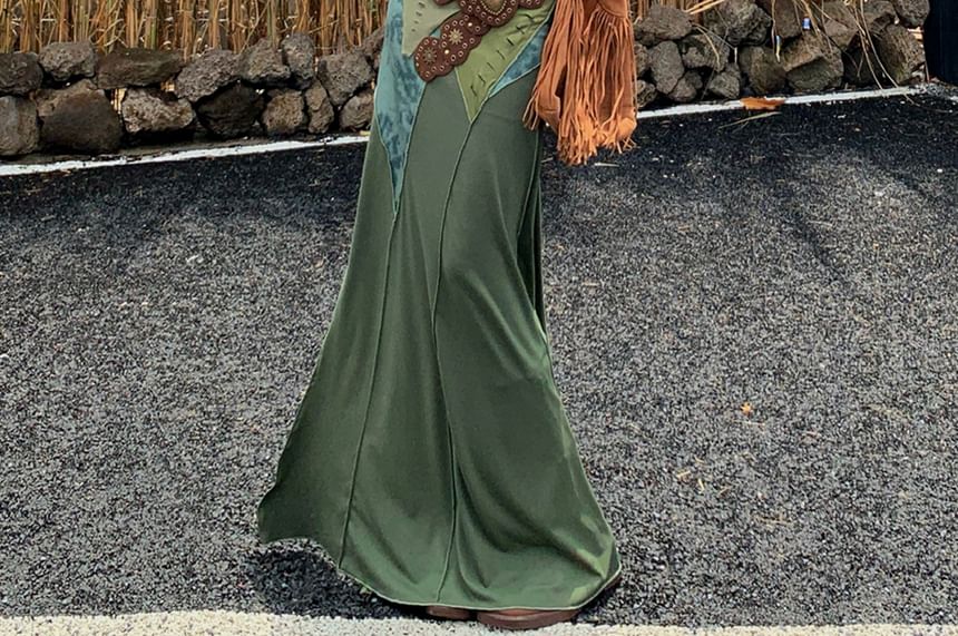 Round Neck Plain Camisole Top / Crop Cardigan / Mid Rise Maxi A-Line Skirt / Belt / Set