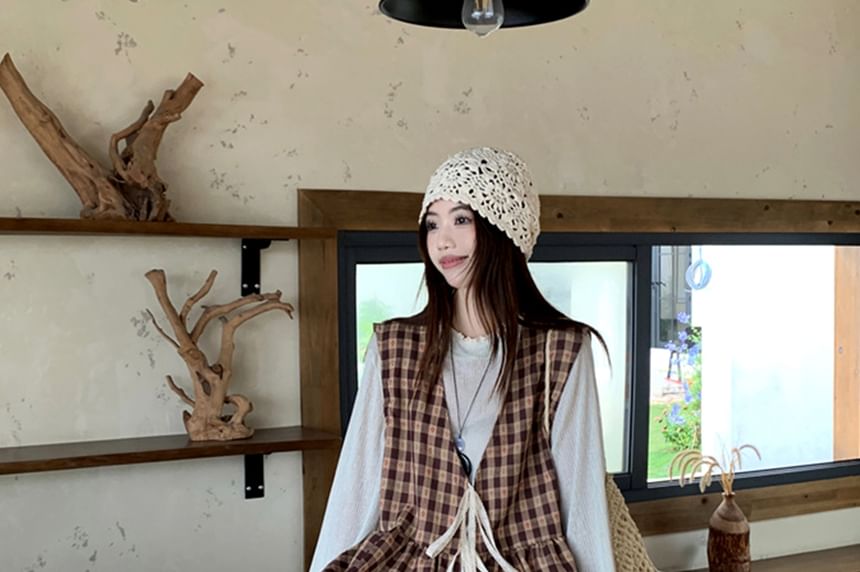 Long-Sleeve Crew Neck Plain T-Shirt / V-Neck Plaid Vest / High Rise Wide Leg Pants / Set