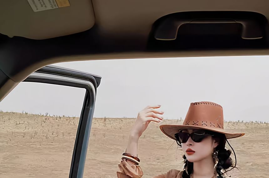 Scoop Neck Plain Bustier Top / High Rise Mini Pleated Skirt / Plain Light Jacket / Belt / Set