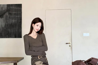 Long Sleeve V-Neck Plain Hood Ribbed Knit Top / High Waist Patterned Print High-Low A-Line Skirt / Belt / Set