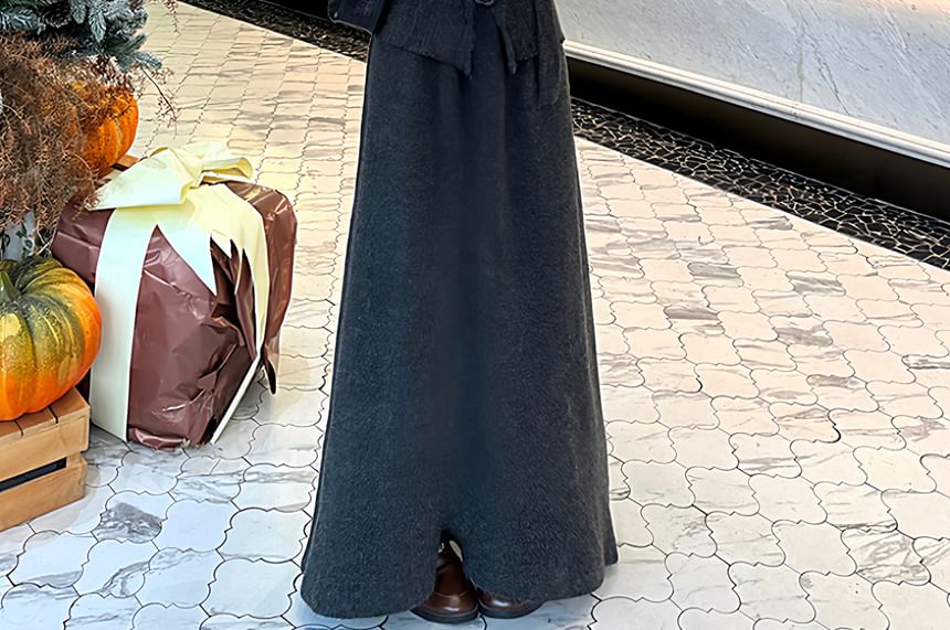 Set: Long Sleeve V-Neck Plain Floral Detail Knit Top + High Waist Maxi A-Line Skirt