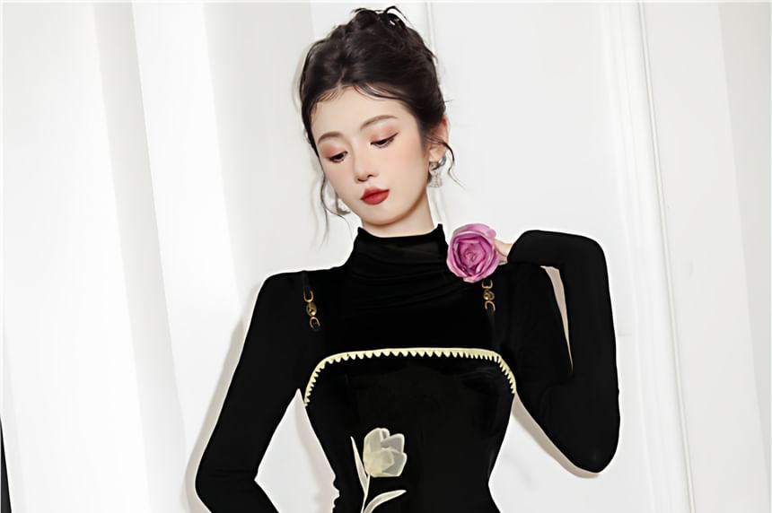 Set: Long-Sleeve Mock Neck Top + Spaghetti Strap Maxi A-Line Dress