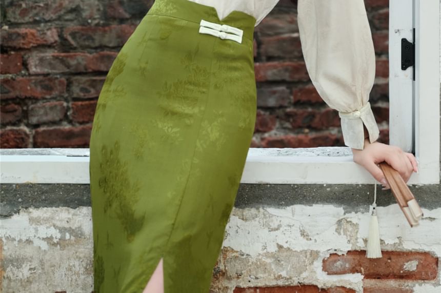 Long-Sleeve Frog Buttoned Top / High Rise Maxi Skirt / Set