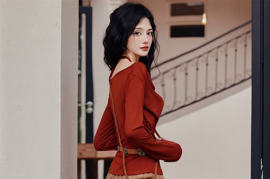 Long-Sleeve Halter Neck Plain Top / Belt / High Waist Plaid Maxi A-Line Skirt / Set