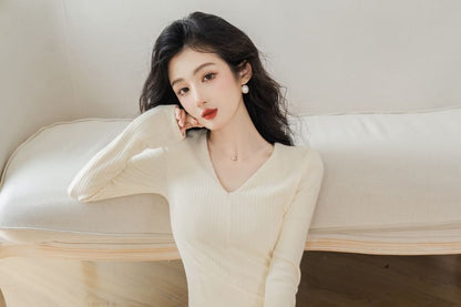 Long-Sleeve V-Neck Plain Midi A-Line Dress