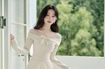 Long-Sleeve Plain Knit Top / High Rise Maxi A-Line Skirt / Set