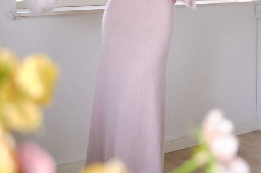 Long-Sleeve V-Neck Plain Knit Maxi A-Line Dress