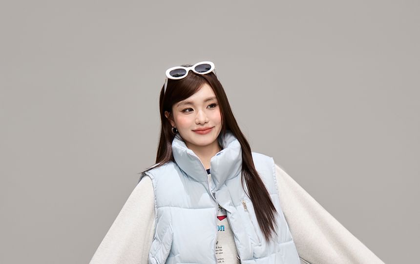 Stand Collar Plain Zip Puffer Vest