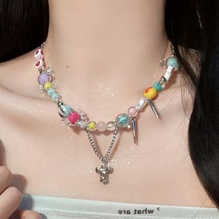 Beaded Necklace Bow
