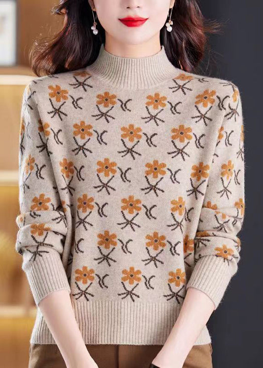 Haut en tricot chaud camel clair à col roulé et manches longues TB010