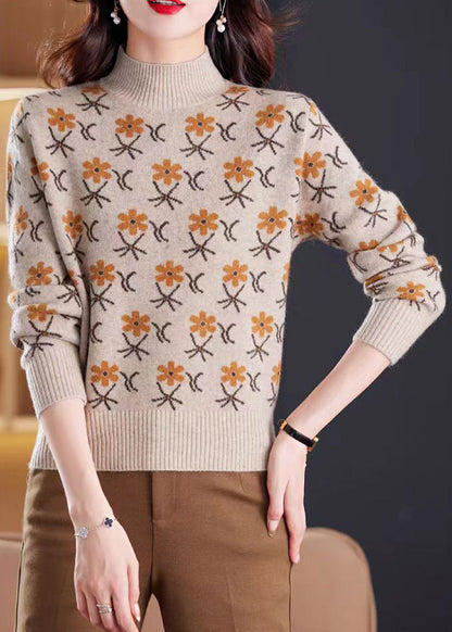 Haut en tricot chaud camel clair à col roulé et manches longues TB010