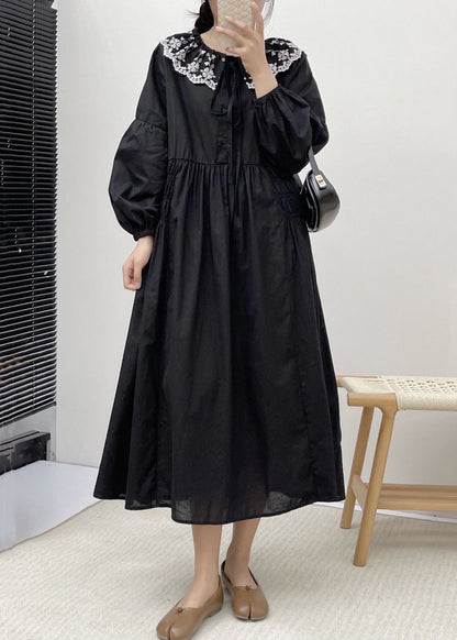 Robe ample en coton brodée noire à lacets Printemps VV022