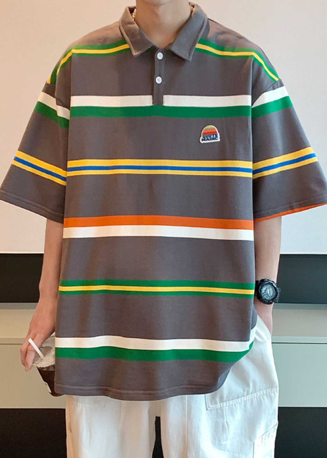 Halbarmhemden Dunkelgraues Poloshirt aus Baumwolle mit Streifen und lockeren Knöpfen