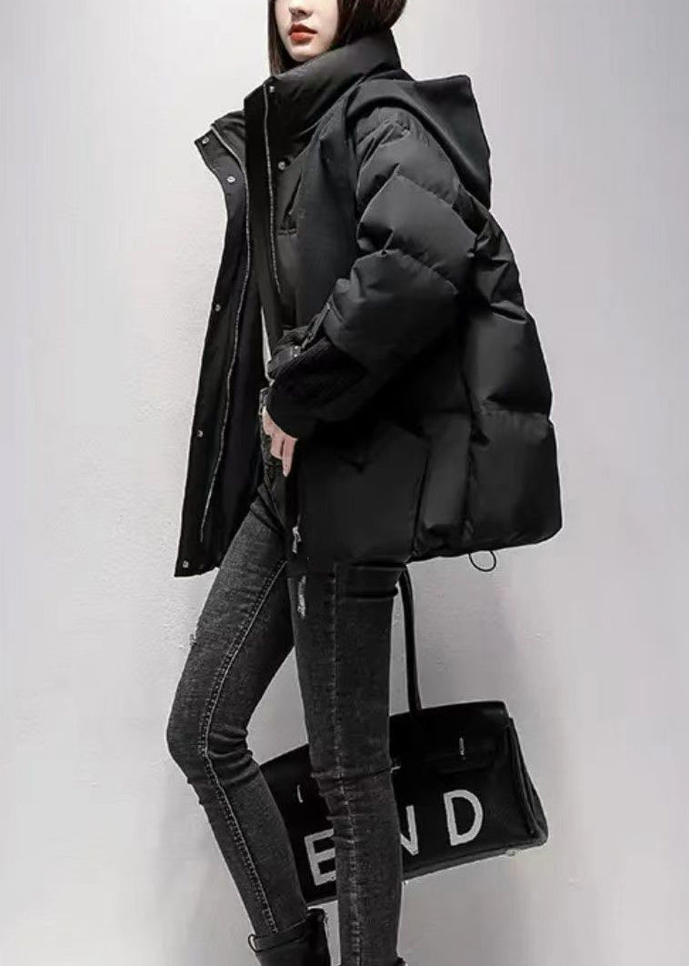 Lockere, graue Witner-Jacke mit Reißverschlusstaschen und feiner Baumwollfüllung TD038