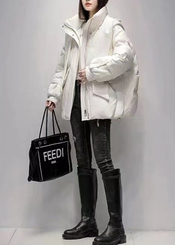Lockere, graue Witner-Jacke mit Reißverschlusstaschen und feiner Baumwollfüllung TD038