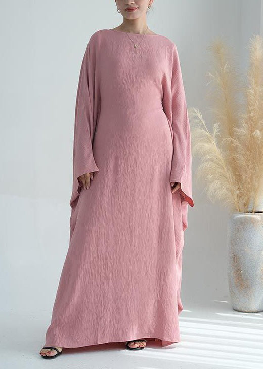 Lockeres, rosa Maxikleid mit Rundhalsausschnitt und Fledermausärmeln aus Eisseide AA1051