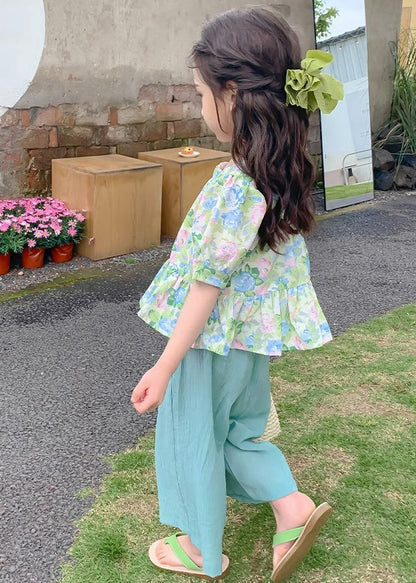 Ensemble deux pièces haut et pantalon court pour enfants avec imprimé patchwork vert à col carré et joli été SS1022