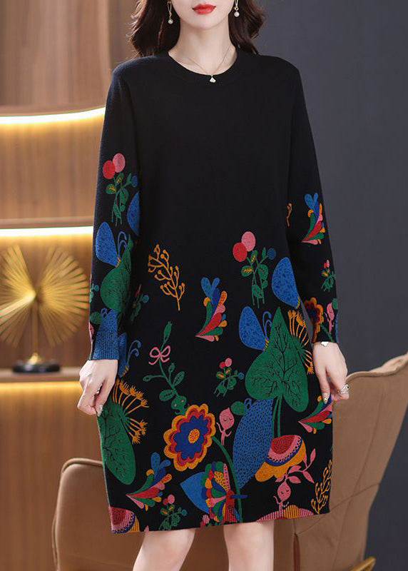 Neues schwarzes, bedrucktes, seitlich offenes Wollstrickkleid mit langen Ärmeln TB002