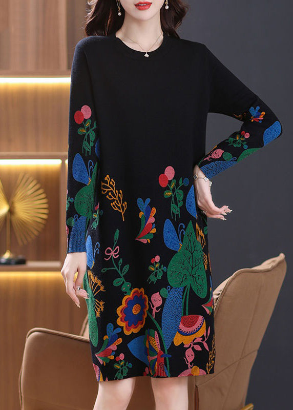Neues schwarzes, bedrucktes, seitlich offenes Wollstrickkleid mit langen Ärmeln TB002