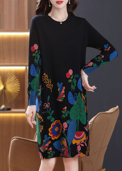 Neues schwarzes, bedrucktes, seitlich offenes Wollstrickkleid mit langen Ärmeln TB002