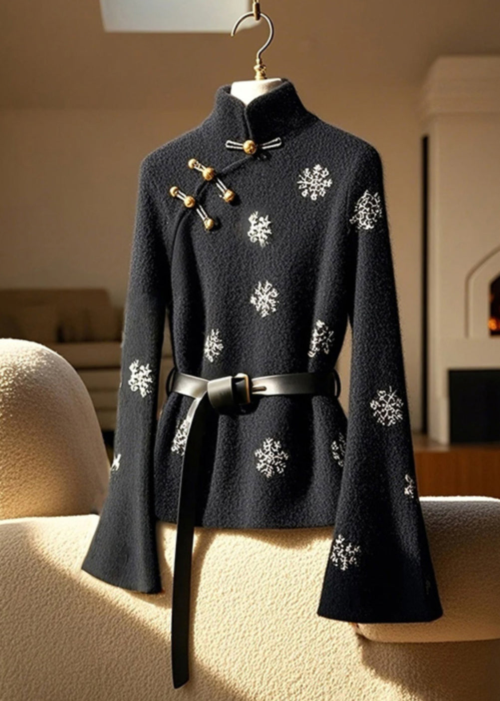 Nouveau haut noir en coton à col montant et manches évasées, imprimé boutons, TY006