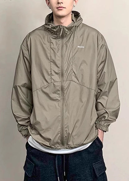 Kaffee UPF Neue Taschen Reißverschluss 50+ Dünner Herrenmantel mit Kapuze