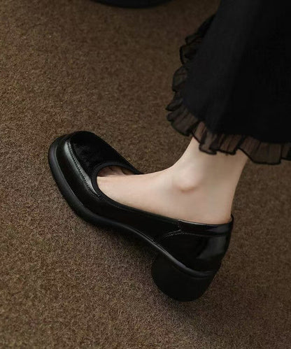 Talons hauts en cuir de vachette gris, épais et neufs