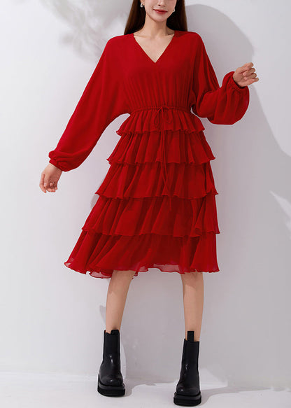 Nouvelles robes plissées en mousseline de soie à taille élastique et col en V rouge Automne AM1019