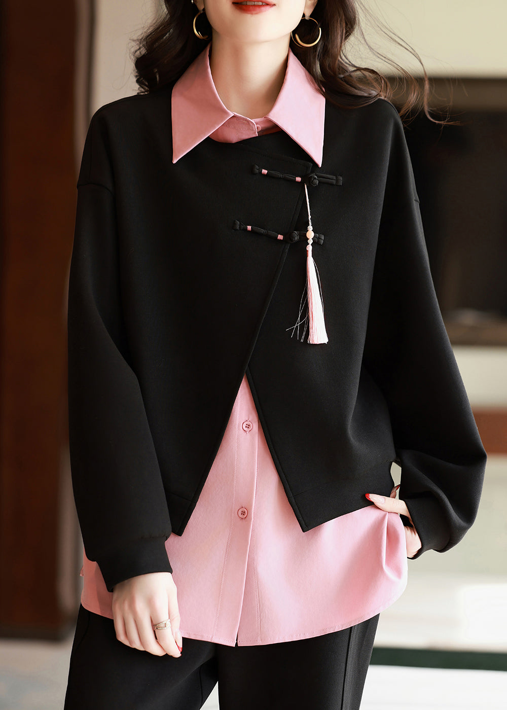 New Retro Black Peter Pan Collar Tassel Patchwork Cotton Shirt Fall QL044