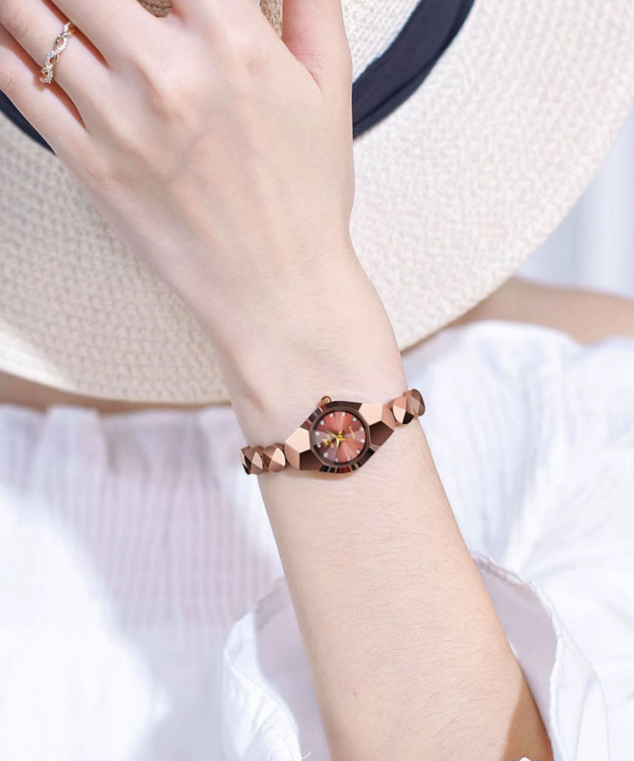 Quartz Waterproof Steel New Gold Watches Rose Movement Stainless