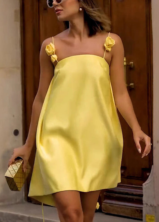 Robe de vacances pour femme à fleurs jaunes décorée