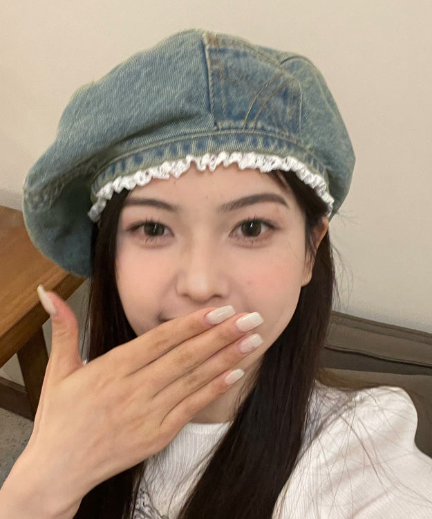 Béret original en denim bleu avec bordure en dentelle