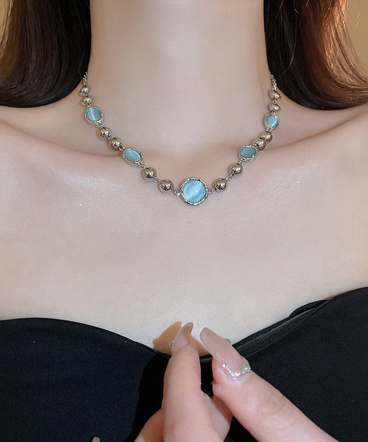 Collier de princesse à pampilles en cristal et alliage bleu au design original PO057