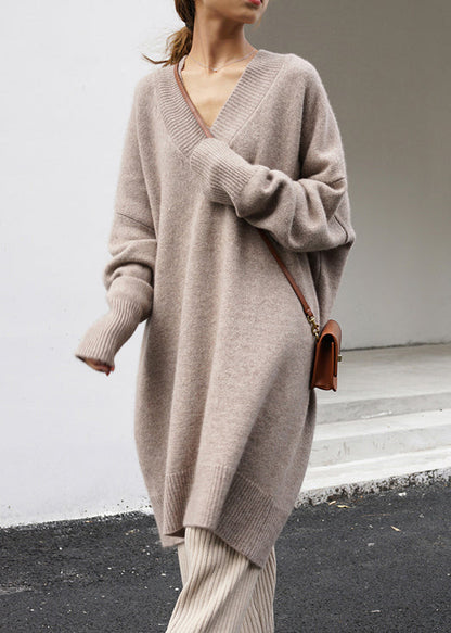 Übergröße Khaki V-Ausschnitt Oversize Strickpullover Kleid Frühling TF003