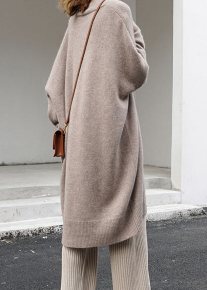 Übergröße Khaki V-Ausschnitt Oversize Strickpullover Kleid Frühling TF003