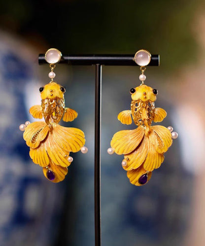 Retro Yellow Ancient Dharma Gold Pearl Enamel Crystal Hollow Out Brocaded Carp Drop Earrings ET029