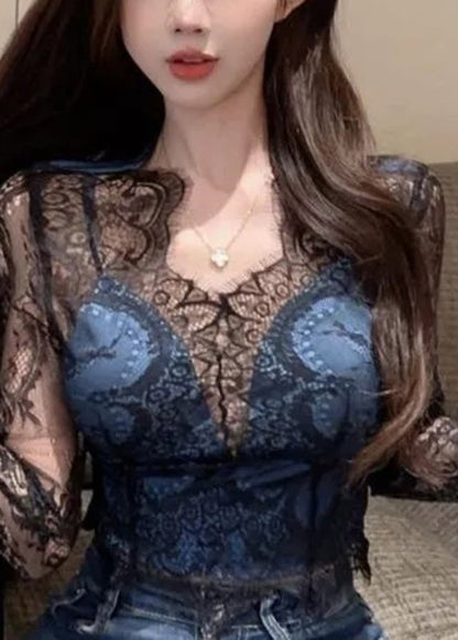 Chemise sexy à col en V et dentelle noire ajourée