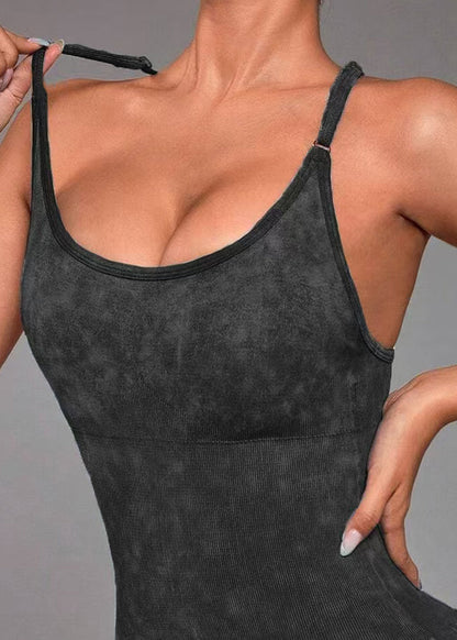 Combinaison d'entraînement une pièce sexy grise dos nu avec fronces aux fesses TD017