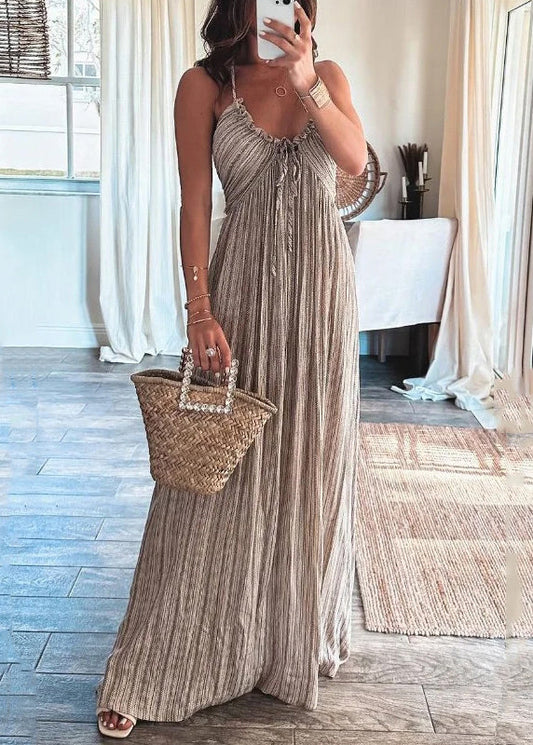 Sexy Spaghettiträgerkleid aus Baumwolle mit Rüschen und leichter Spitze in Grau