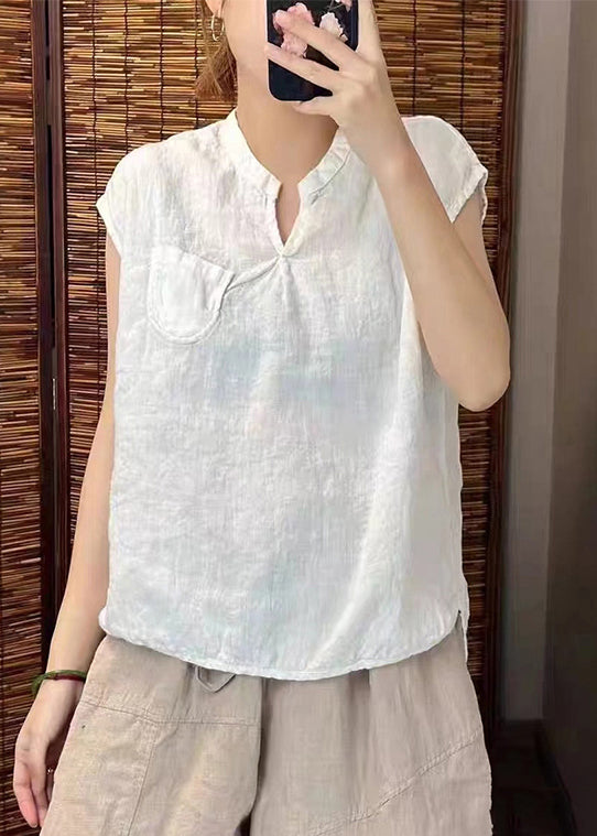 Einfache ärmellose grüne Westen mit schwärzlichem Leinenhals