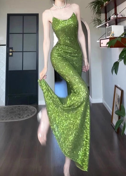 Spaghetti-Trägerkleid mit Pailletten in Grün