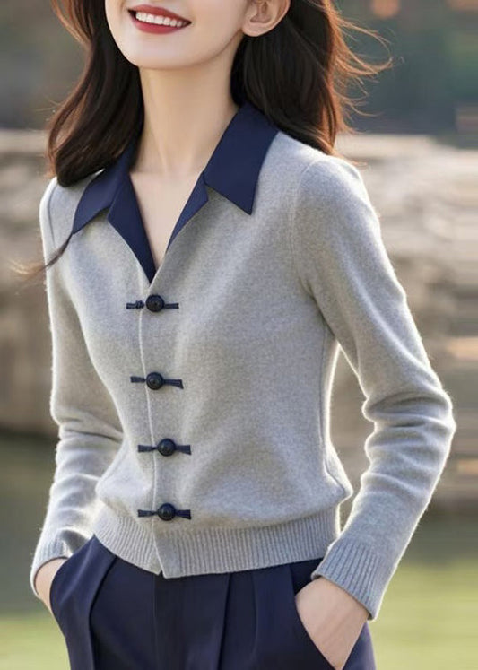 Pull en tricot à boutons et col Claudine gris coupe slim, printemps TF038
