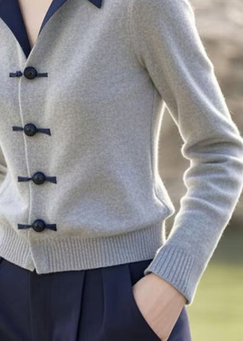 Pull en tricot à boutons et col Claudine gris coupe slim, printemps TF038