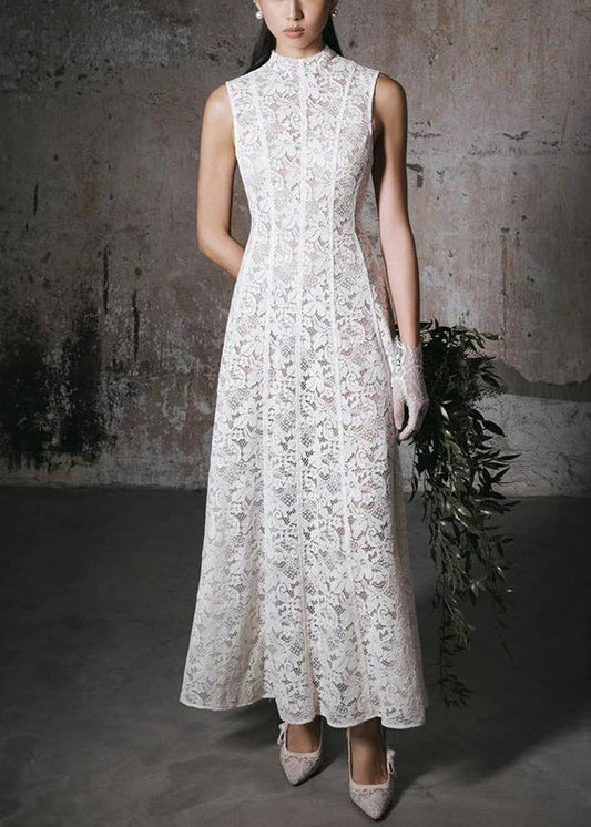 Kleid mit hoher Taille und Spitze, lang, weiß, ärmellos, schmal, einfarbig